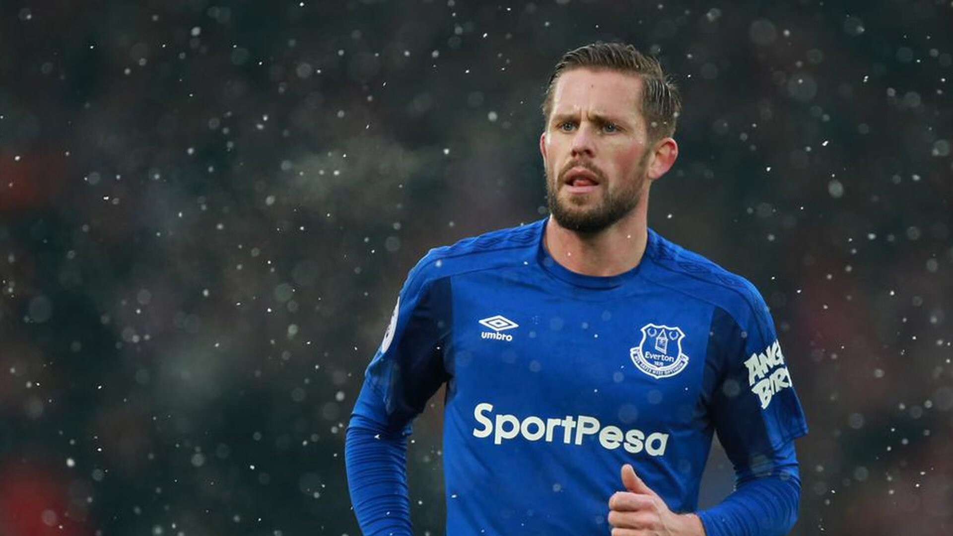 中国足球国家队训练强度与恢复相结合，国家足球队怎么训练