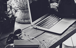 爱游戏体育app-C罗在训练中完成倒钩技惊四座，c罗倒钩什么水平